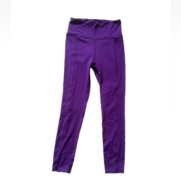 Bombshell Sportswear Pants - Bombshell Sportswear Women’s Vibrant Purple Leggings
Size Small